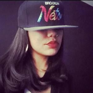 Meet your Posher, Rae